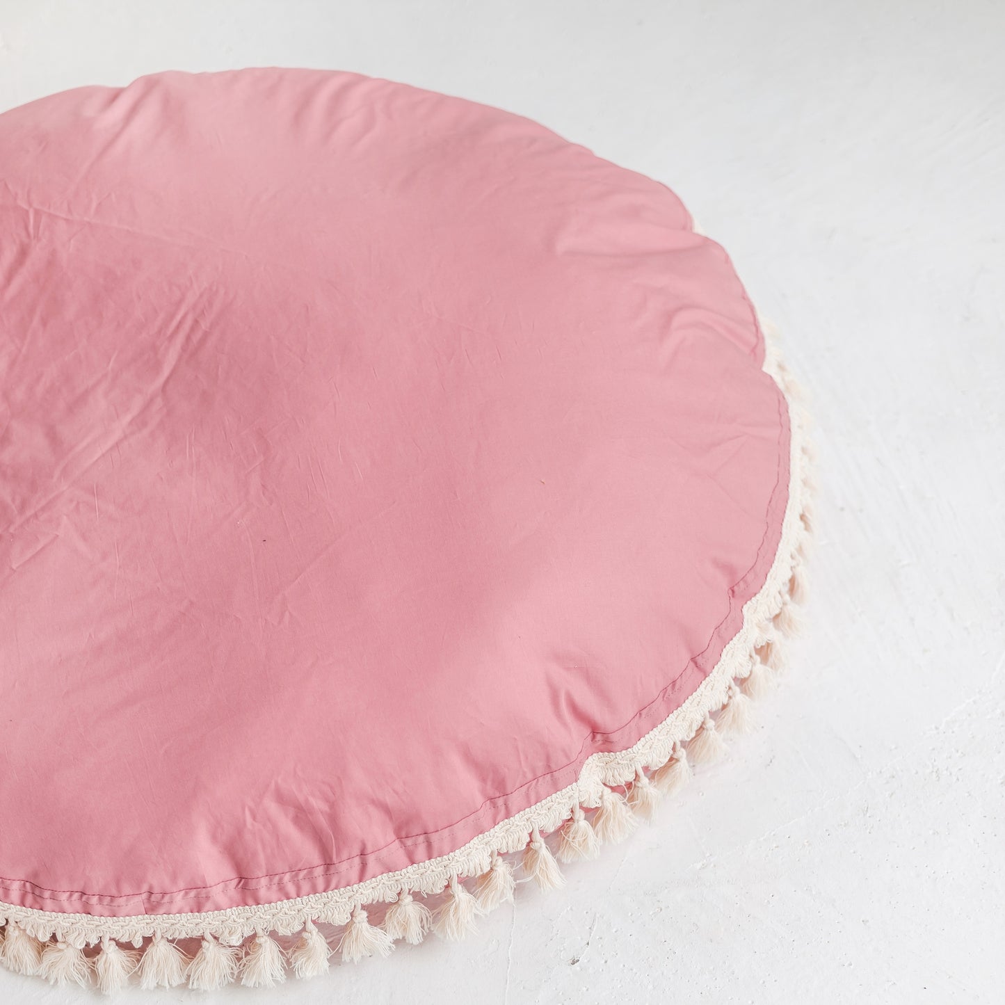 MINICAMP – Cuscino da pavimento grande con nappine colore rosa