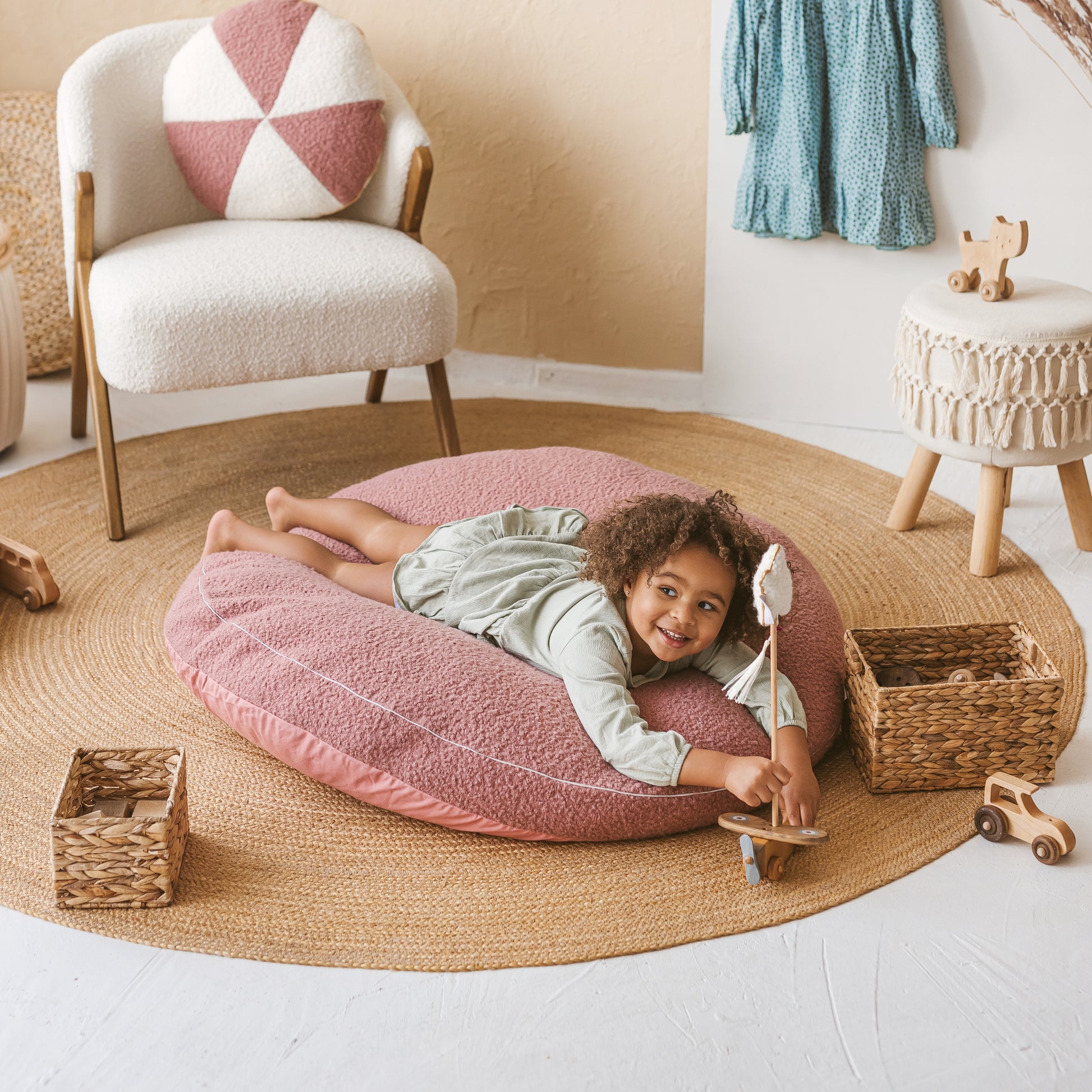 MINICAMP – Cuscino da Pavimento in Bouclé Rosa per Bambini
