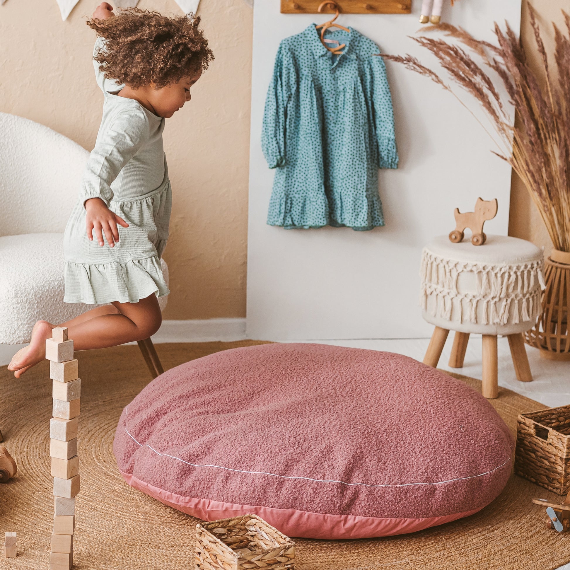MINICAMP – Cuscino da Pavimento in Bouclé Rosa per Bambini