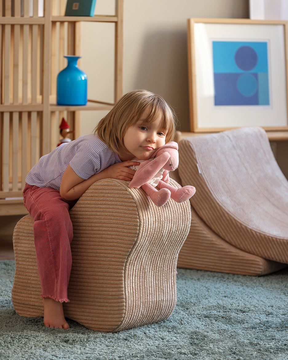 Pouf Brown Sugar Cloud – Eleganza e Funzionalità