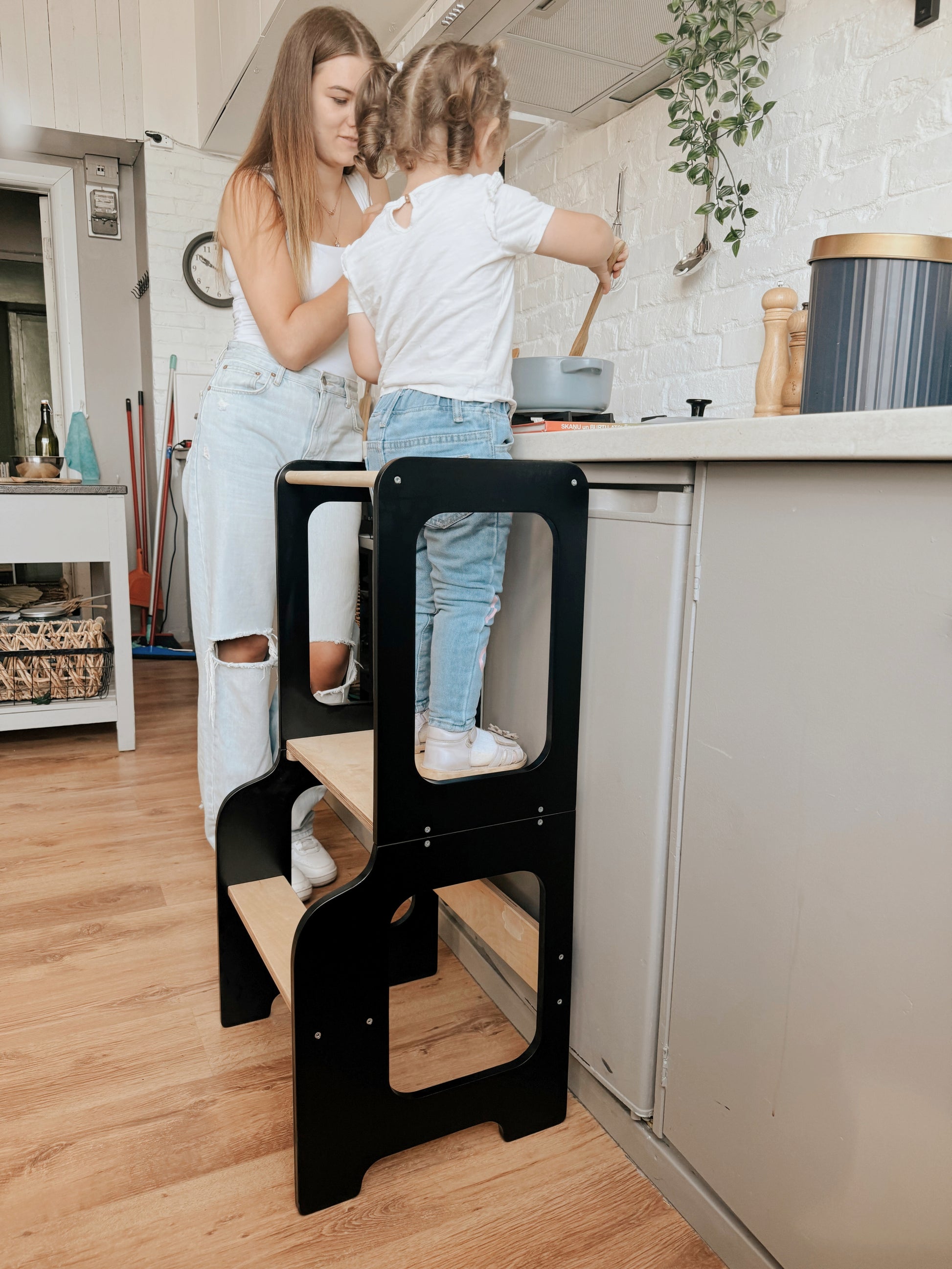 Torre di Apprendimento Creativa Nero - 4 in 1 Multifunzionale per Bambini