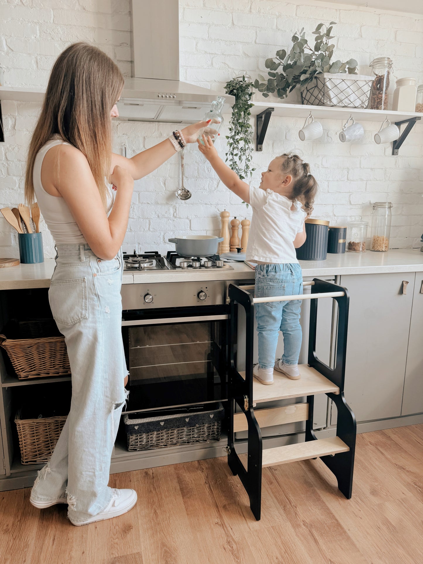 Torre di Apprendimento Creativa Nero - 4 in 1 Multifunzionale per Bambini