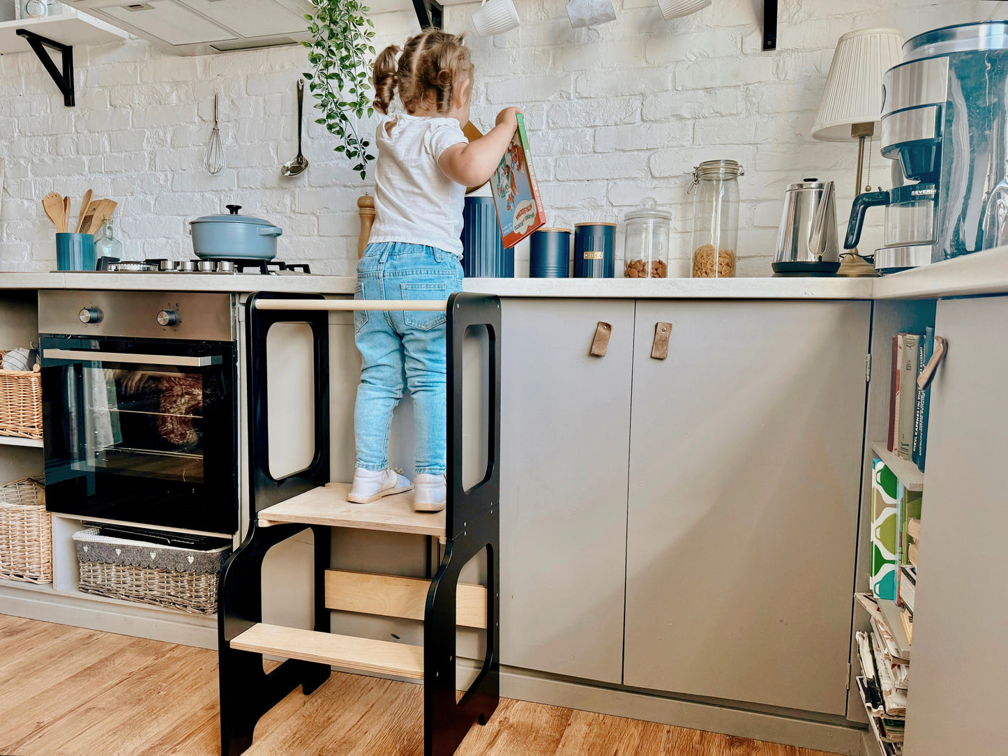 Torre di Apprendimento Creativa Nero - 4 in 1 Multifunzionale per Bambini