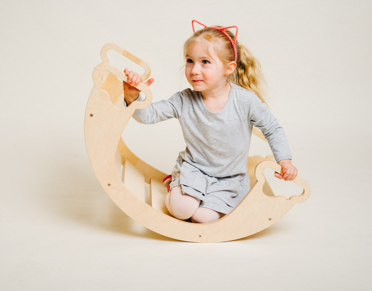 Dondolo Multifunzionale The Swing Rainbow Legno Naturale - Gioco Sensoriale e Motorio per Bambini