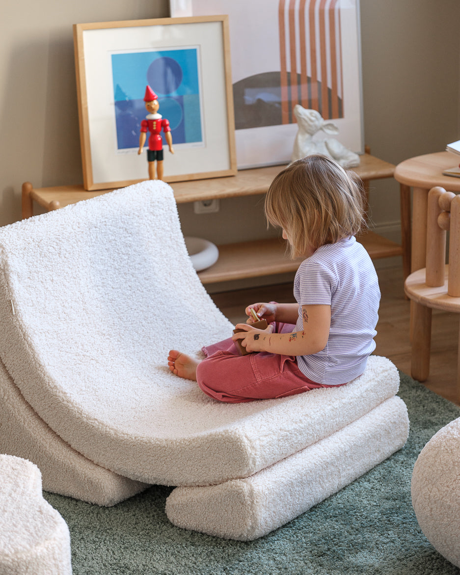 Cream White Moon Chair - Poltrona Morbida in Tessuto Teddy