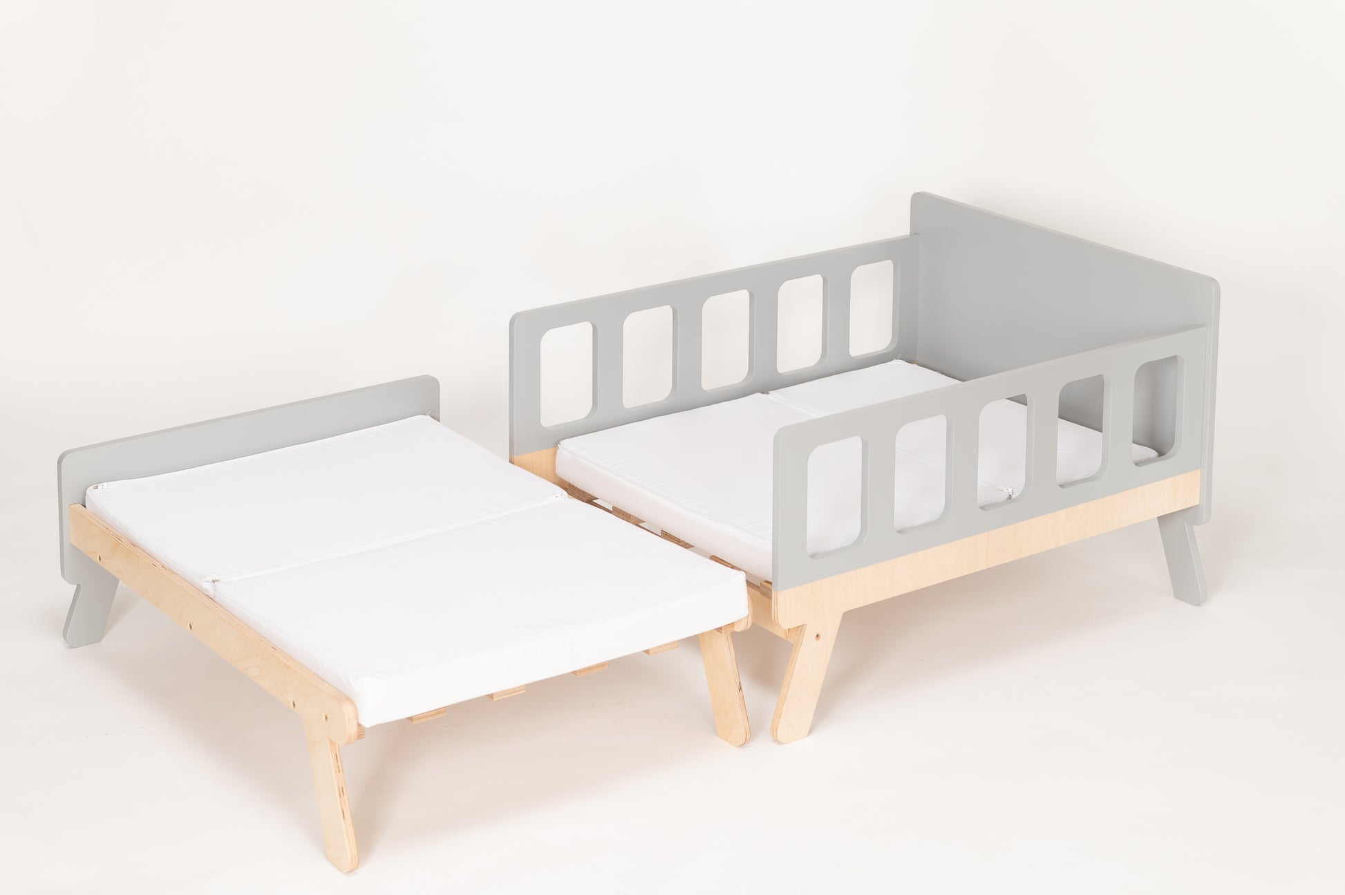 Letto Evolutivo con Materasso Incluso Grigio - Design Funzionale e Compatto