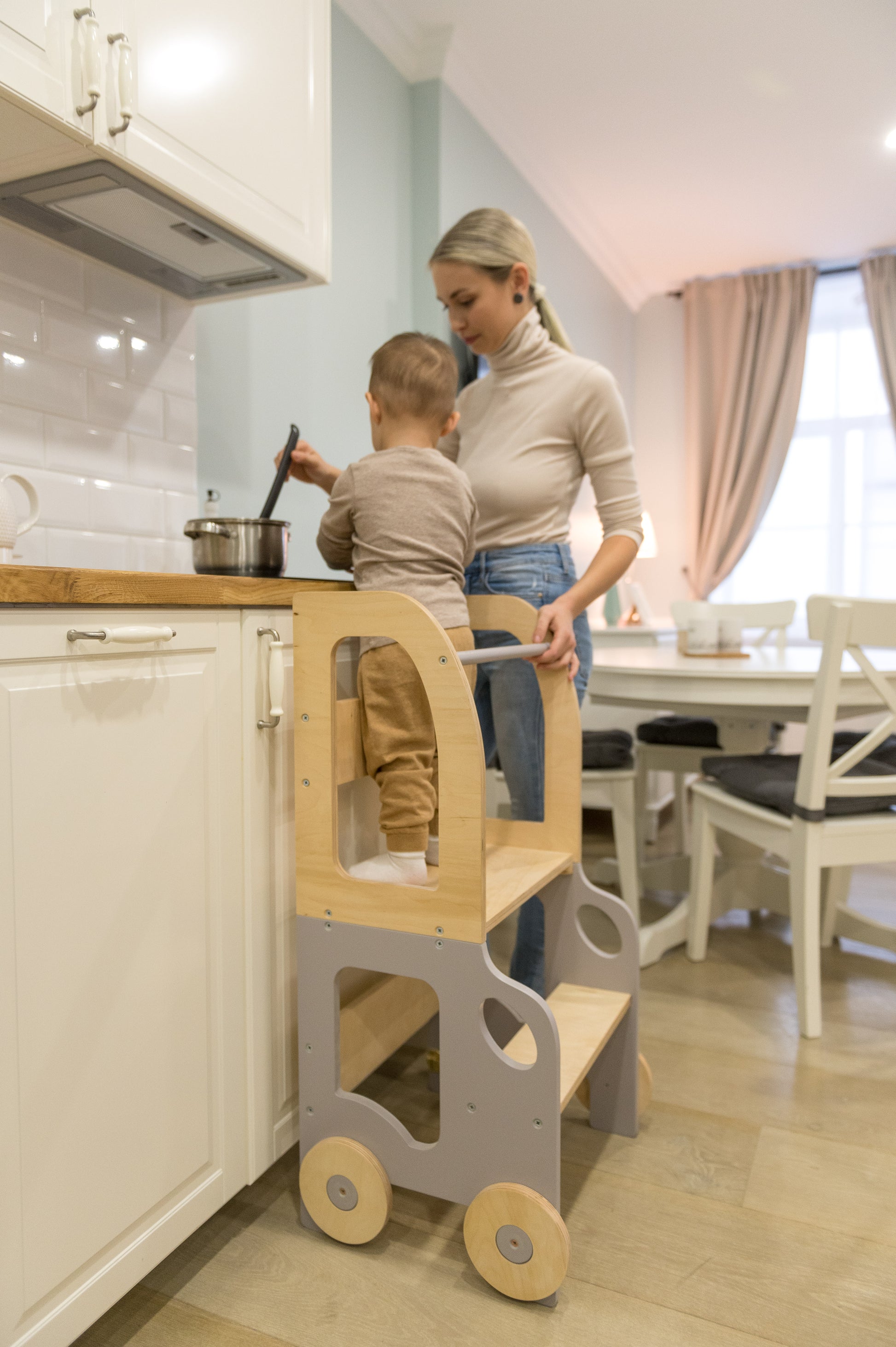 Sgabello Montessori multifunzionale Grigio e Legno Naturale - Torre di apprendimento trasformabile