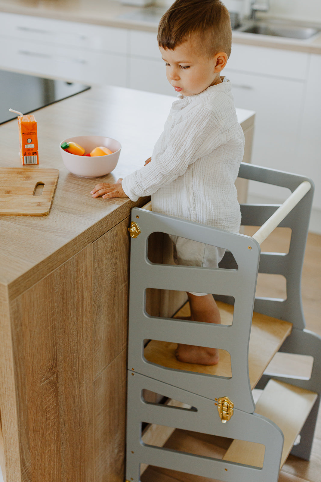 Torre di Apprendimento 2 in 1 – Design a Strisce / Scrivania – Grigio