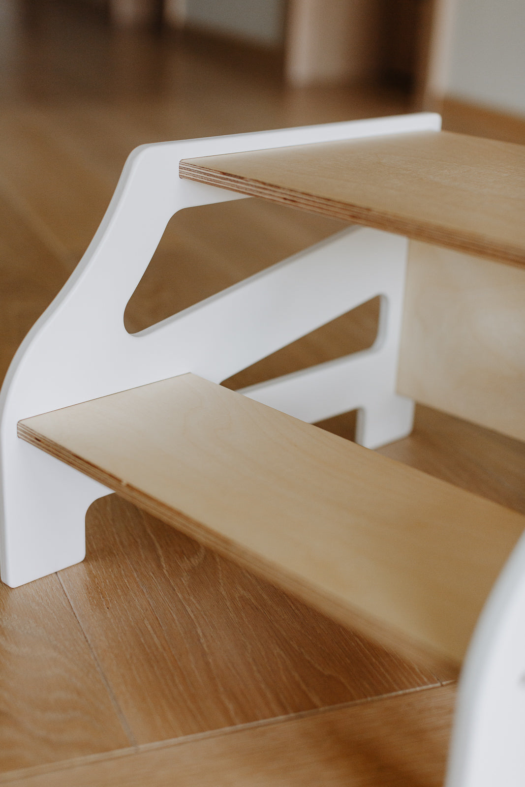 Sgabello Design a Strisce - Bianco